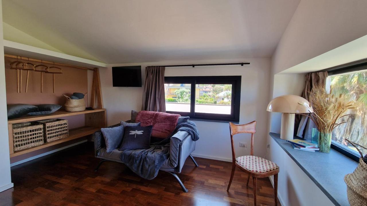 Petrasicula Apartment Aci Trezza Exteriér fotografie